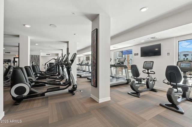 2511 W QUEEN CREEK Road 201, Chandler, AZ 85248