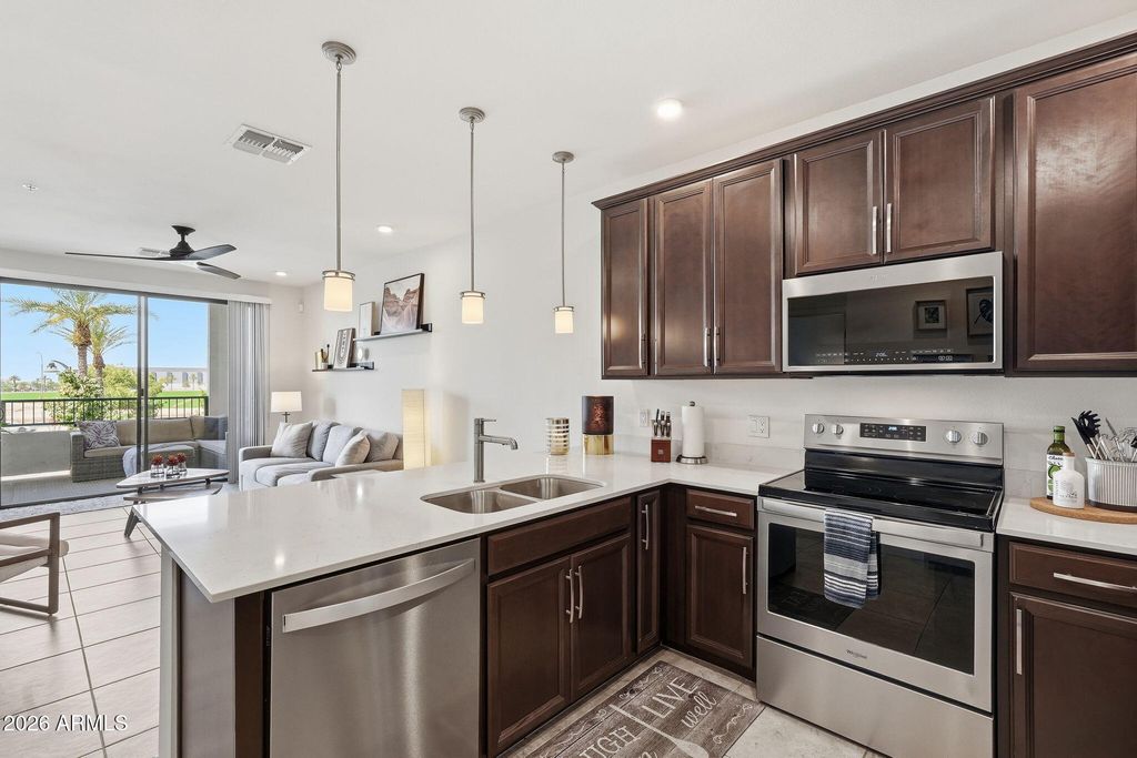 2511 W QUEEN CREEK Road 201, Chandler, AZ 85248 — photo 3