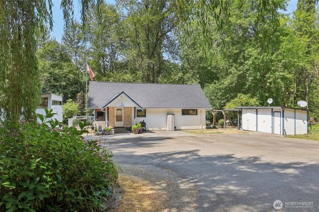 17209 W Riverside Drive, Bothell, WA 98011