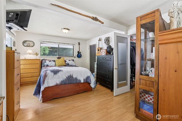 17209 W Riverside Drive, Bothell, WA 98011