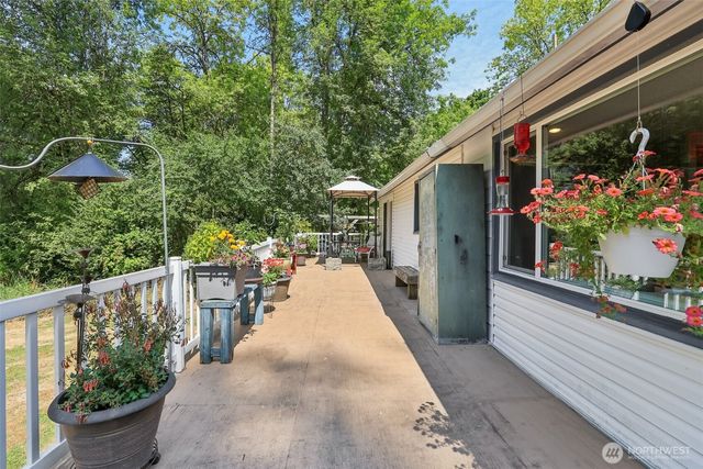 17209 W Riverside Drive, Bothell, WA 98011