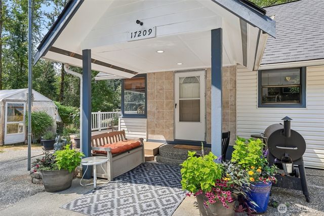 17209 W Riverside Drive, Bothell, WA 98011