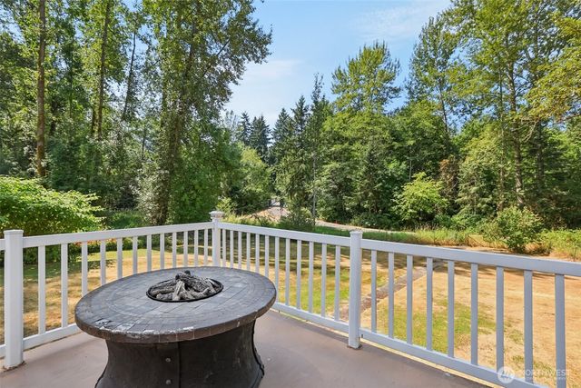 17209 W Riverside Drive, Bothell, WA 98011