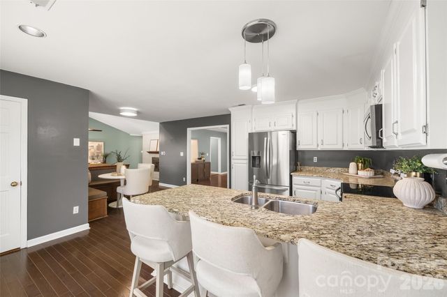 3513 Chilham Place, Charlotte, NC 28226