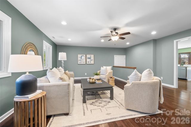 3513 Chilham Place, Charlotte, NC 28226