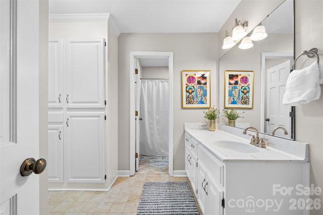 3513 Chilham Place, Charlotte, NC 28226