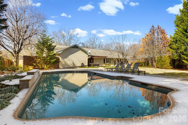 3513 Chilham Place, Charlotte, NC 28226