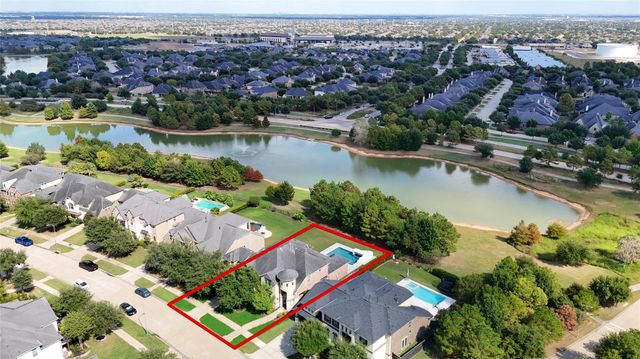5615 Caspian Falls Lane, Fulshear, TX 77441