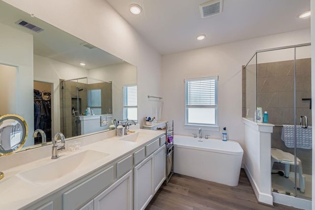 12243 N Chestnut Hills Drive, Conroe, TX 77303