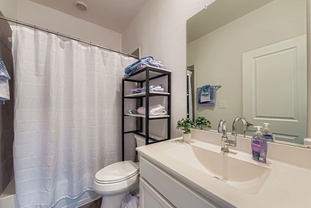 12243 N Chestnut Hills Drive, Conroe, TX 77303