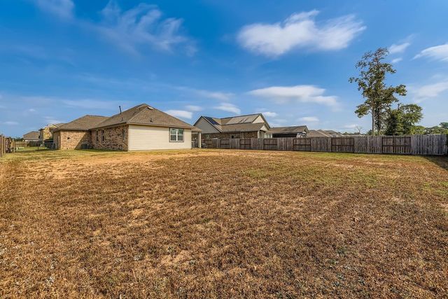 12243 N Chestnut Hills Drive, Conroe, TX 77303