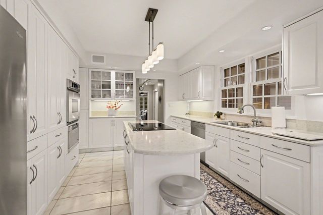 700 Park Avenue, Bay City, MI 48708