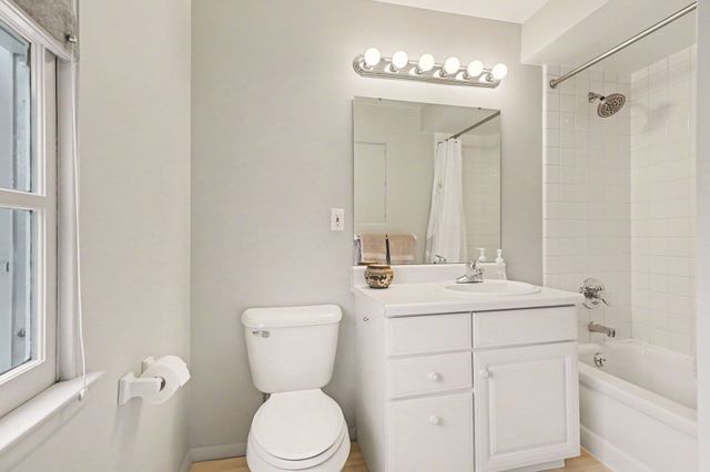 700 Park Avenue, Bay City, MI 48708