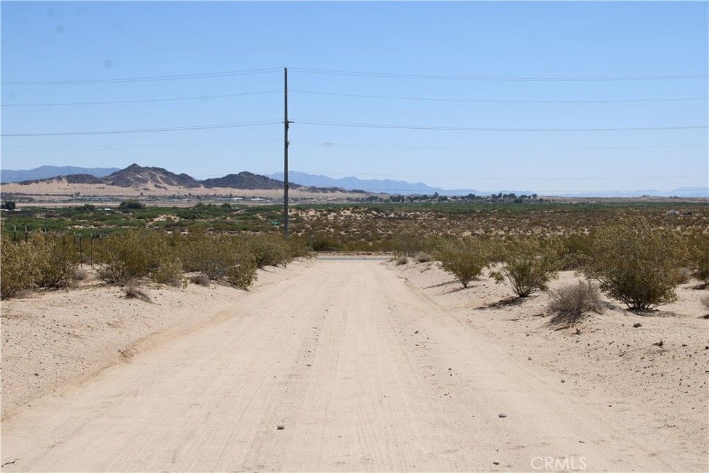Image 20 of property listing at 5 AC Morongo Road, 29 Palms, CA 92277