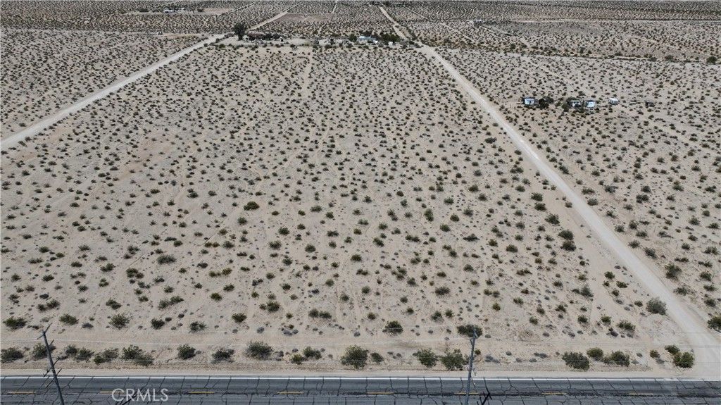 Image 3 of property listing at 5 AC Morongo Road, 29 Palms, CA 92277