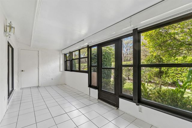 9785 86TH AVENUE 9785, Seminole, FL 33777