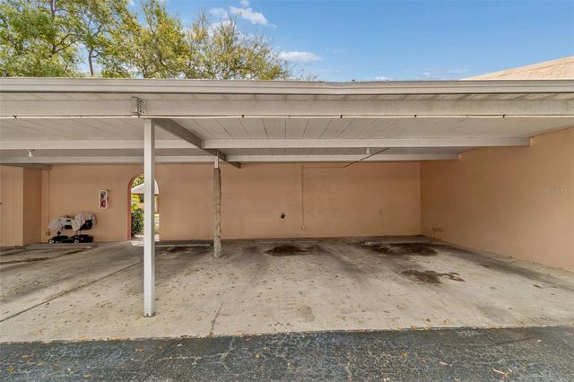 9785 86TH AVENUE 9785, Seminole, FL 33777