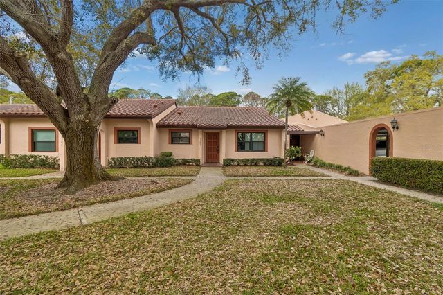 9785 86TH AVENUE 9785, Seminole, FL 33777