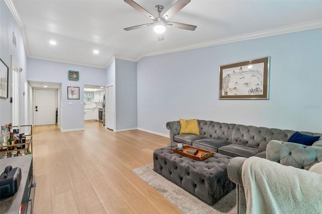 9785 86TH AVENUE 9785, Seminole, FL 33777