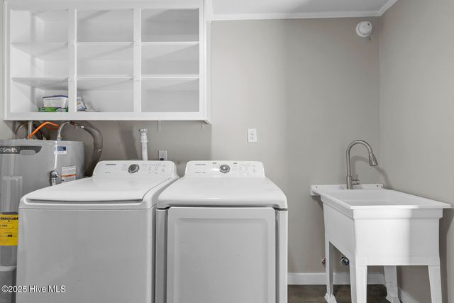 2383 Burgaw Highway, Jacksonville, NC 28540