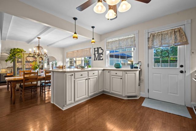722 WHITMAN DR, Blackwood, NJ 08012