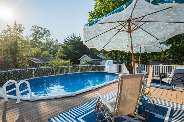 722 WHITMAN DR, Blackwood, NJ 08012