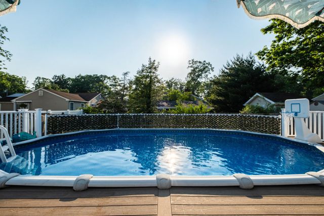 722 WHITMAN DR, Blackwood, NJ 08012