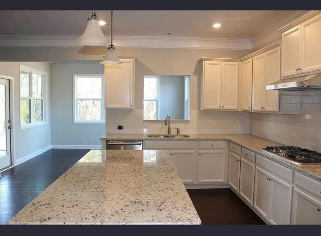 428 Silver Brook Drive, Woodstock, GA 30188