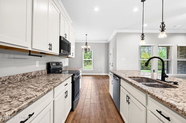 11816 Smokey Court, Ocean Springs, MS 39564