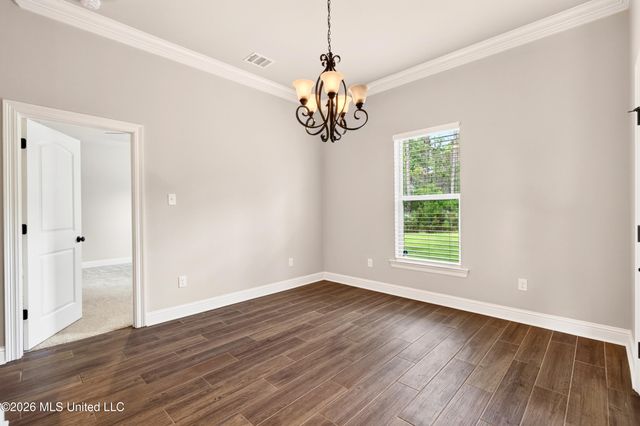 11816 Smokey Court, Ocean Springs, MS 39564