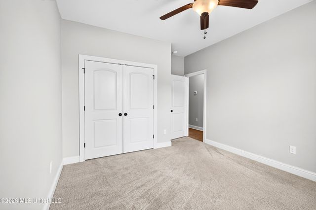 11816 Smokey Court, Ocean Springs, MS 39564
