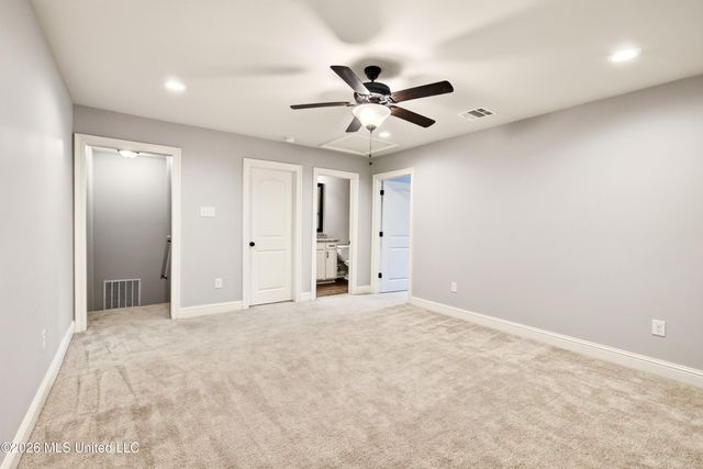 11816 Smokey Court, Ocean Springs, MS 39564