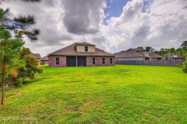 11816 Smokey Court, Ocean Springs, MS 39564