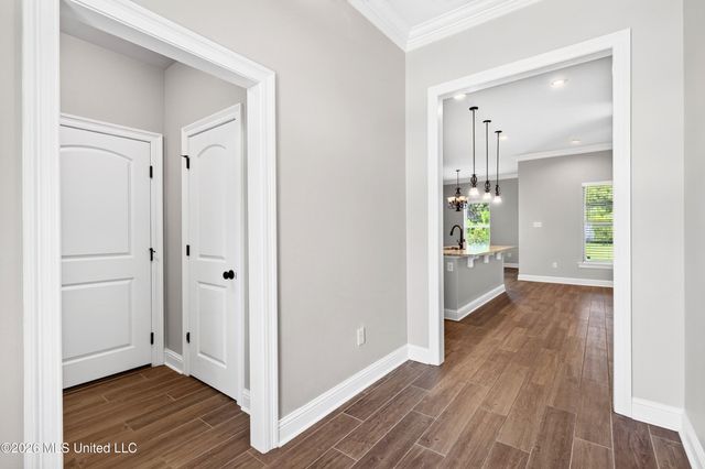 11816 Smokey Court, Ocean Springs, MS 39564