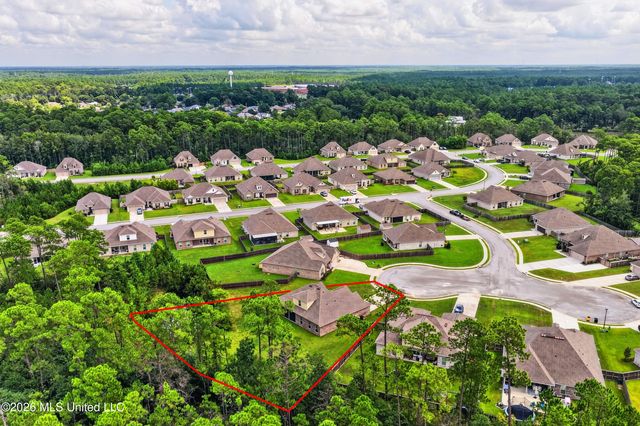 11816 Smokey Court, Ocean Springs, MS 39564