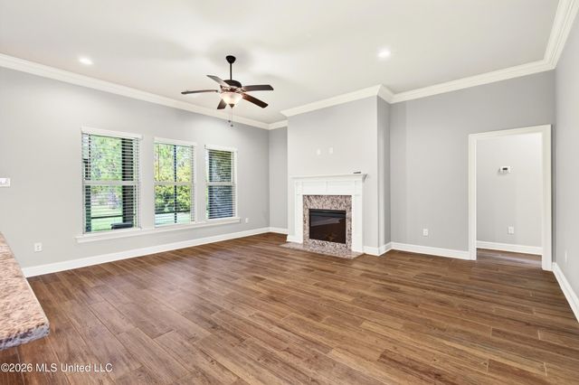 11816 Smokey Court, Ocean Springs, MS 39564