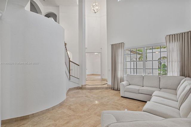 15852 SW 15th St, Davie, FL 33326