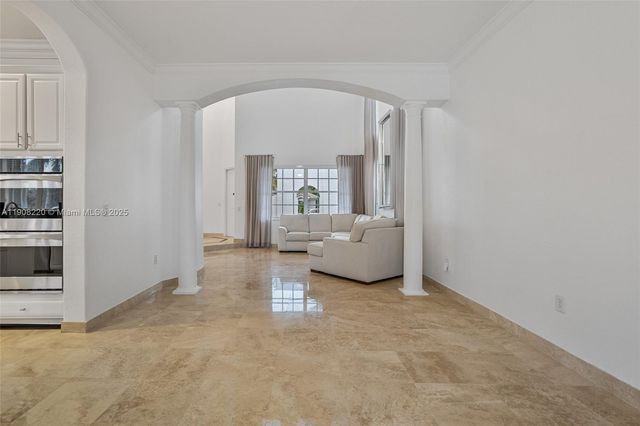 15852 SW 15th St, Davie, FL 33326