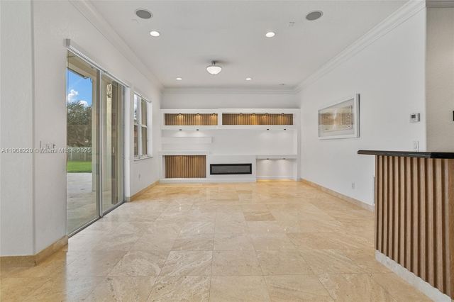 15852 SW 15th St, Davie, FL 33326