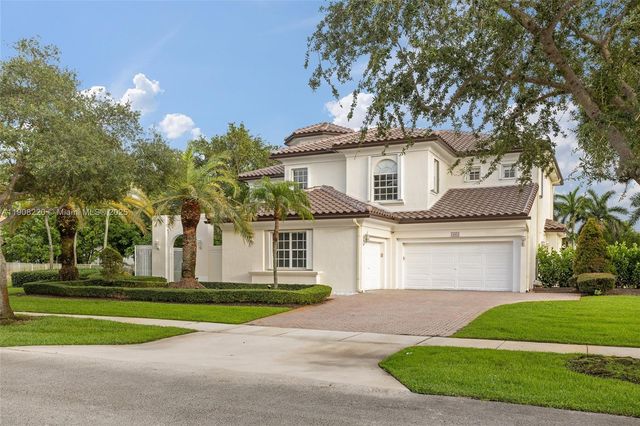 15852 SW 15th St, Davie, FL 33326