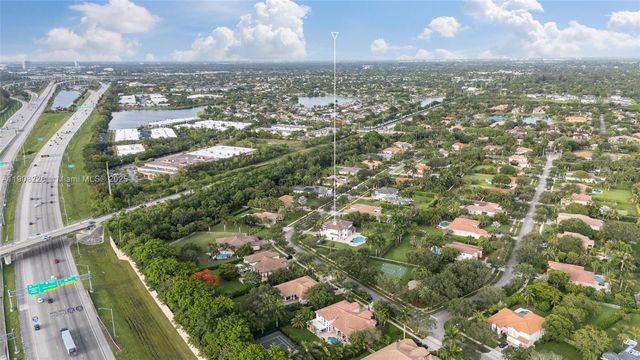 15852 SW 15th St, Davie, FL 33326