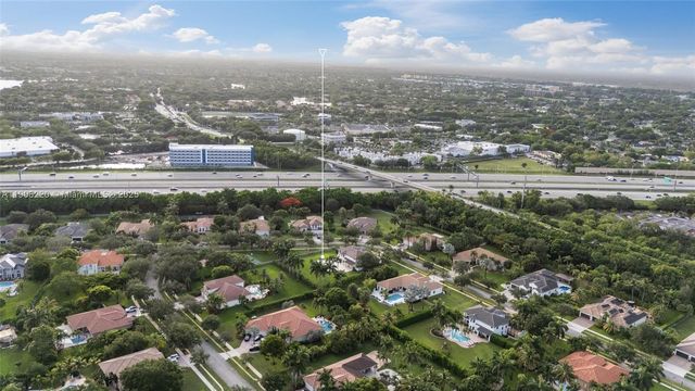 15852 SW 15th St, Davie, FL 33326