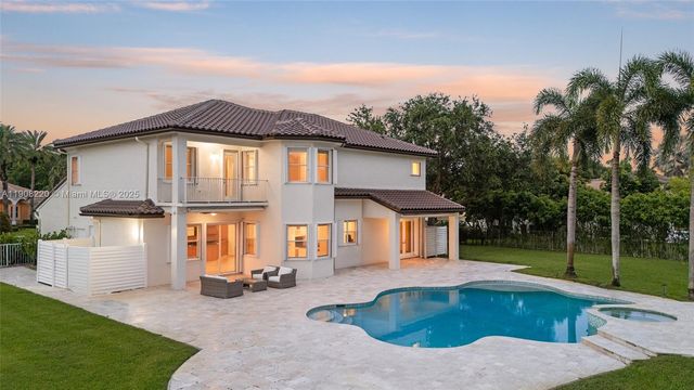 15852 SW 15th St, Davie, FL 33326