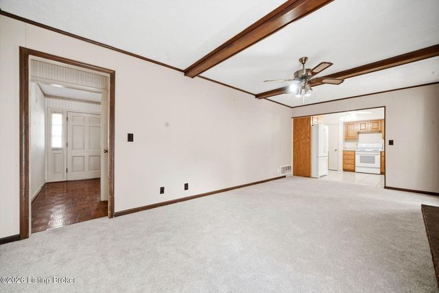 8516 Bronzewing Ct, Jeffersontown, KY 40299