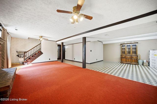 8516 Bronzewing Ct, Jeffersontown, KY 40299