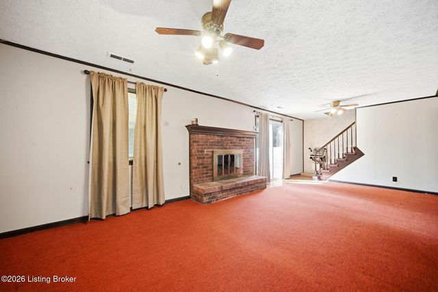 8516 Bronzewing Ct, Jeffersontown, KY 40299