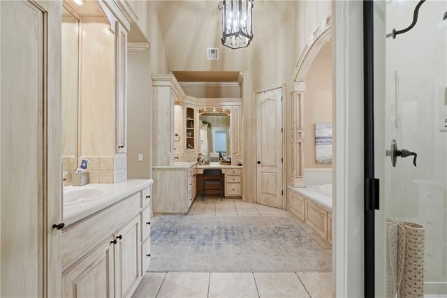 11091 Timarron Drive, Bentonville, AR 72712