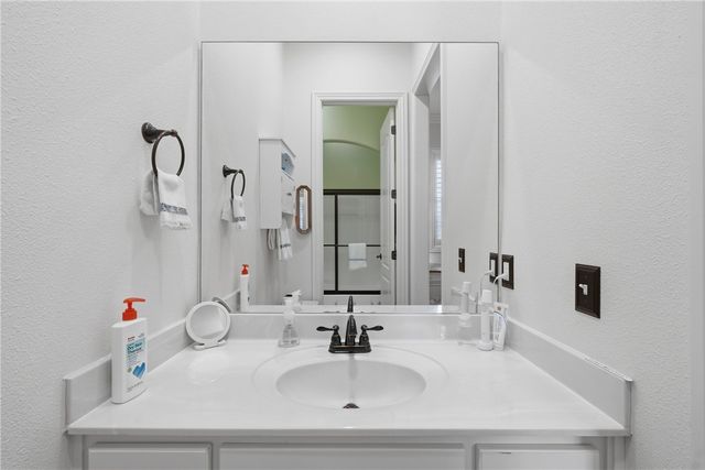 11091 Timarron Drive, Bentonville, AR 72712