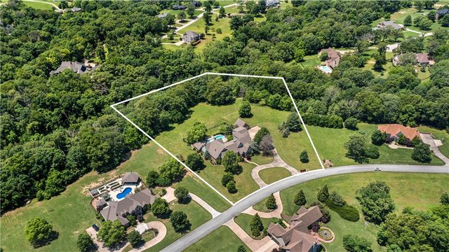 11091 Timarron Drive, Bentonville, AR 72712