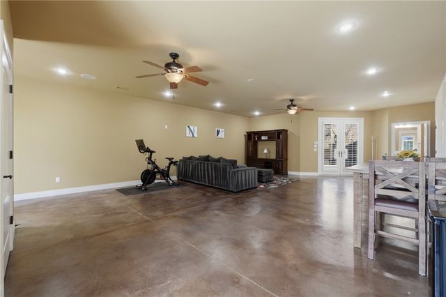 11091 Timarron Drive, Bentonville, AR 72712